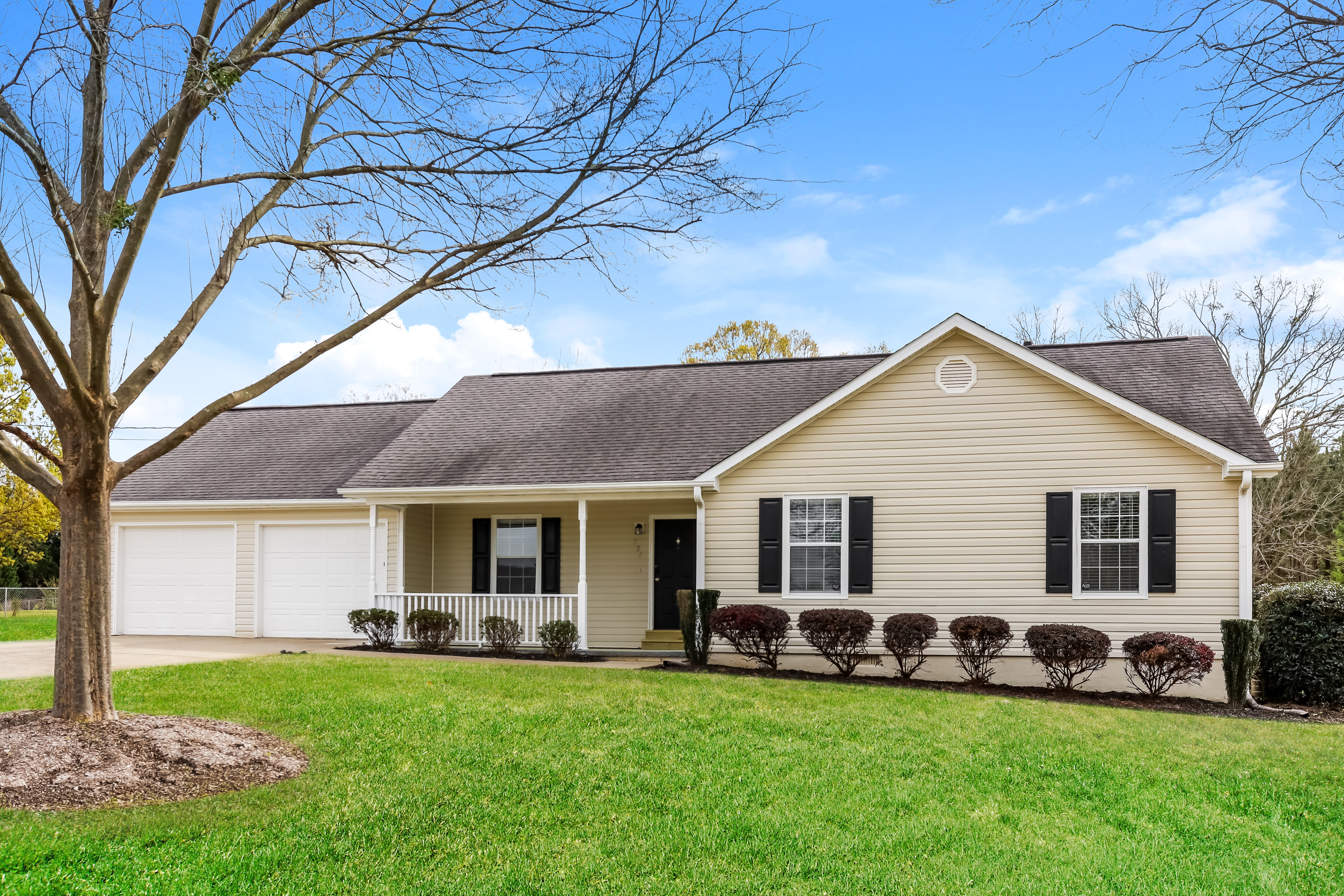 104 CEDAR RIDGE RD LOCUST GROVE, GA 30248